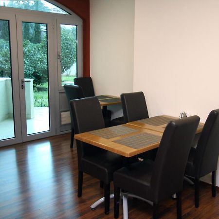 Vila V Lux Apartments Petrovac エクステリア 写真