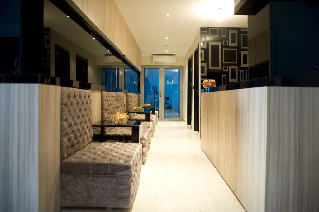 Vila V Lux Apartments Petrovac エクステリア 写真