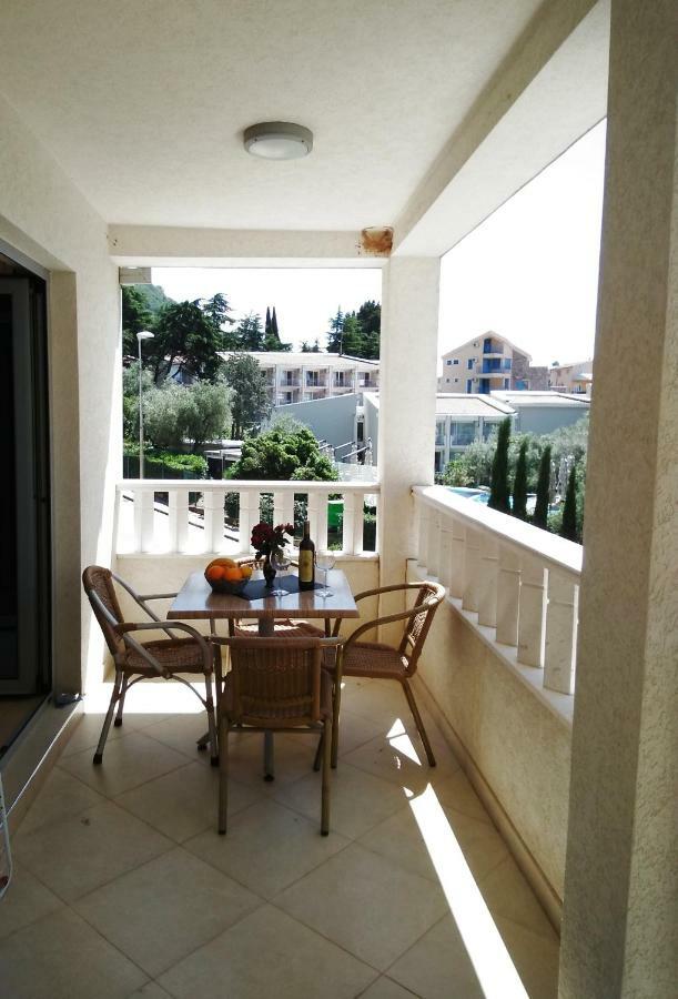 Vila V Lux Apartments Petrovac エクステリア 写真